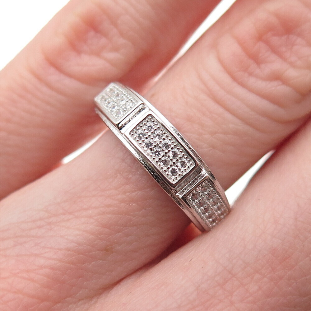 925 Sterling Silver Round-Cut C Z Ring Size 6